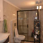 Fethiyede Evinizdeki Rahatlığın Adresi 4 1 Salon 8 Yatak 2 Banyo Ihtiyacınız Olan Tüm Eşyalar Vardır Apartamento Fethiye