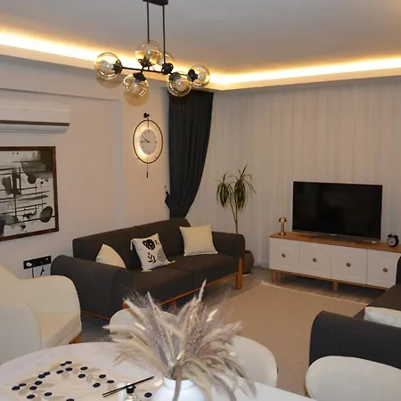 Fethiyede Evinizdeki Rahatlığın Adresi 4 1 Salon 8 Yatak 2 Banyo Ihtiyacınız Olan Tüm Eşyalar Vardır * Fethiye