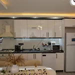 Fethiyede Evinizdeki Rahatligin Adresi 4 1 Salon 8 Yatak 2 Banyo Ihtiyaciniz Olan Tuem Esyalar Vardir *