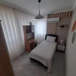 Fethiyede Evinizdeki Rahatligin Adresi 4 1 Salon 8 Yatak 2 Banyo Ihtiyaciniz Olan Tuem Esyalar Vardir *