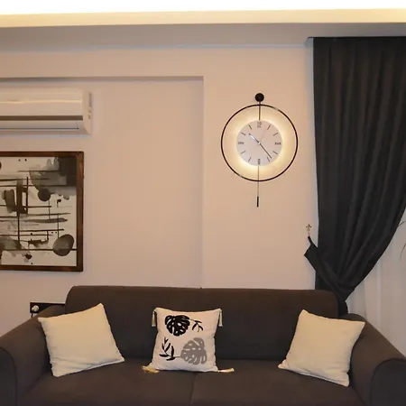 Appartement Fethiyede Evinizdeki Rahatligin Adresi 4 1 Salon 8 Yatak 2 Banyo Ihtiyaciniz Olan Tuem Esyalar Vardir *