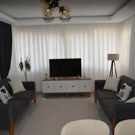 Fethiyede Evinizdeki Rahatligin Adresi 4 1 Salon 8 Yatak 2 Banyo Ihtiyaciniz Olan Tuem Esyalar Vardir Appartement *