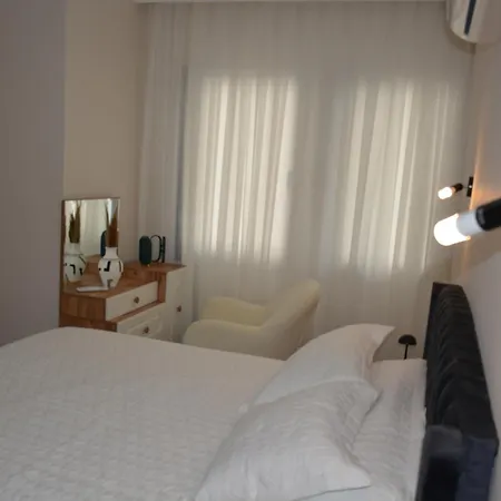 Lejlighed Fethiyede Evinizdeki Rahatligin Adresi 4 1 Salon 8 Yatak 2 Banyo Ihtiyaciniz Olan Tuem Esyalar Vardir *