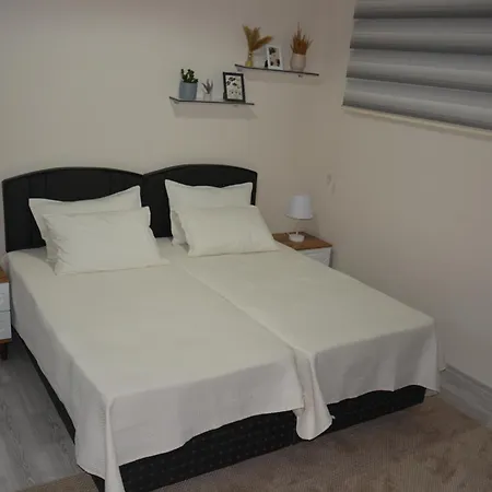 Lejlighed Fethiyede Evinizdeki Rahatligin Adresi 4 1 Salon 8 Yatak 2 Banyo Ihtiyaciniz Olan Tuem Esyalar Vardir Fethiye