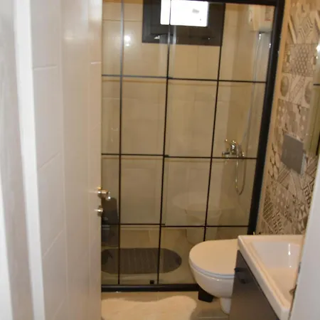 Lejlighed Fethiyede Evinizdeki Rahatligin Adresi 4 1 Salon 8 Yatak 2 Banyo Ihtiyaciniz Olan Tuem Esyalar Vardir Fethiye