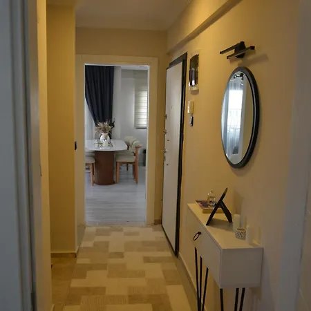 Lejlighed Fethiyede Evinizdeki Rahatligin Adresi 4 1 Salon 8 Yatak 2 Banyo Ihtiyaciniz Olan Tuem Esyalar Vardir Fethiye
