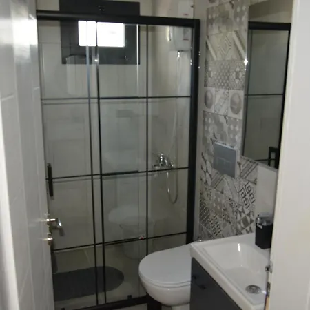 Lejlighed Fethiyede Evinizdeki Rahatligin Adresi 4 1 Salon 8 Yatak 2 Banyo Ihtiyaciniz Olan Tuem Esyalar Vardir