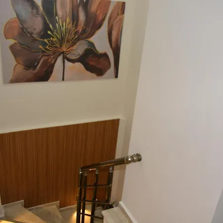 Lejlighed Fethiyede Evinizdeki Rahatligin Adresi 4 1 Salon 8 Yatak 2 Banyo Ihtiyaciniz Olan Tuem Esyalar Vardir Fethiye