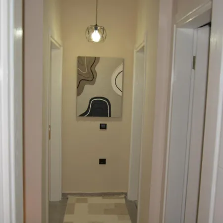 Fethiyede Evinizdeki Rahatligin Adresi 4 1 Salon 8 Yatak 2 Banyo Ihtiyaciniz Olan Tuem Esyalar Vardir * Fethiye