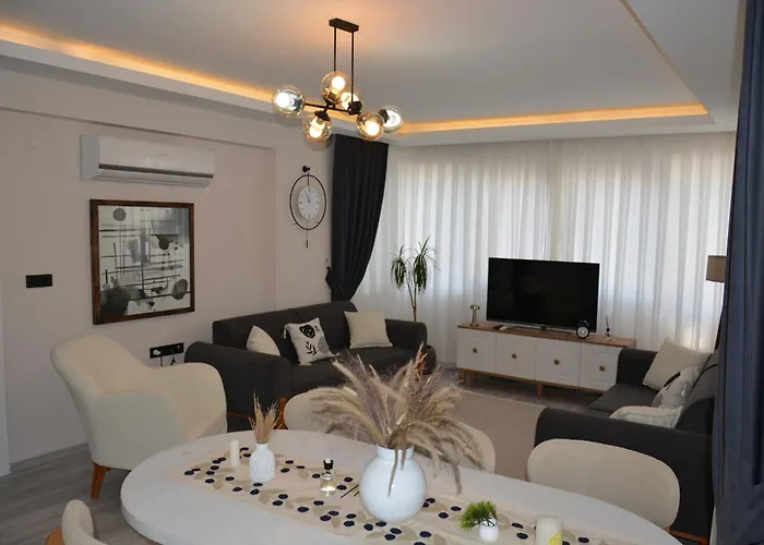 Fethiyede Evinizdeki Rahatligin Adresi 4 1 Salon 8 Yatak 2 Banyo Ihtiyaciniz Olan Tuem Esyalar Vardir Apartment