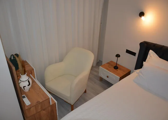 Apartment Fethiyede Evinizdeki Rahatligin Adresi 4 1 Salon 8 Yatak 2 Banyo Ihtiyaciniz Olan Tuem Esyalar Vardir