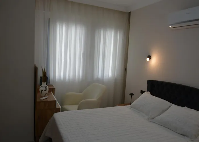 Fethiyede Evinizdeki Rahatligin Adresi 4 1 Salon 8 Yatak 2 Banyo Ihtiyaciniz Olan Tuem Esyalar Vardir Apartment *