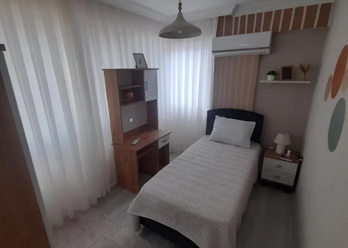 Fethiyede Evinizdeki Rahatligin Adresi 4 1 Salon 8 Yatak 2 Banyo Ihtiyaciniz Olan Tuem Esyalar Vardir *