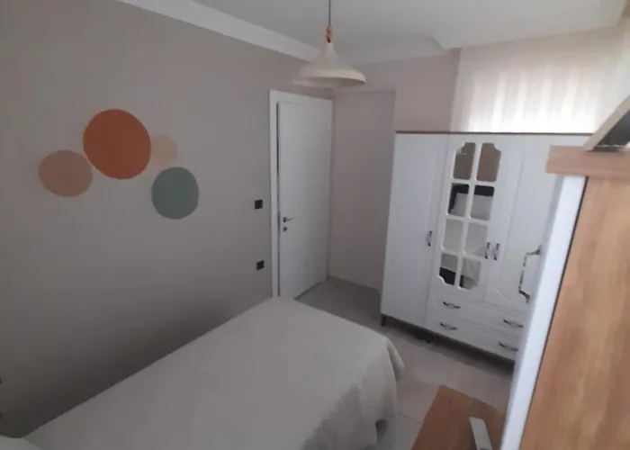 Apartment Fethiyede Evinizdeki Rahatligin Adresi 4 1 Salon 8 Yatak 2 Banyo Ihtiyaciniz Olan Tuem Esyalar Vardir