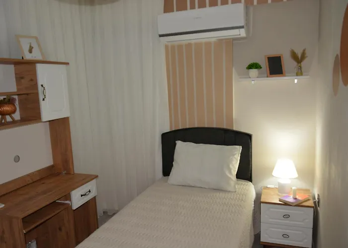 Fethiyede Evinizdeki Rahatligin Adresi 4 1 Salon 8 Yatak 2 Banyo Ihtiyaciniz Olan Tuem Esyalar Vardir Apartment *