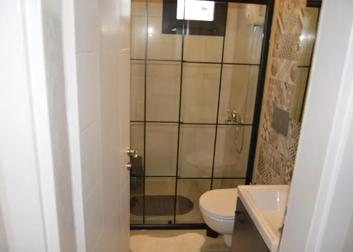 Apartment Fethiyede Evinizdeki Rahatligin Adresi 4 1 Salon 8 Yatak 2 Banyo Ihtiyaciniz Olan Tuem Esyalar Vardir Fethiye