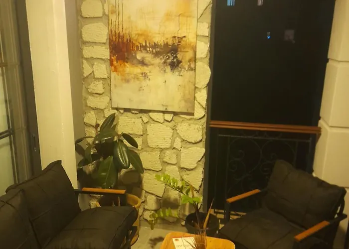 Fethiyede Evinizdeki Rahatligin Adresi 4 1 Salon 8 Yatak 2 Banyo Ihtiyaciniz Olan Tuem Esyalar Vardir