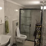 Fethiyede Evinizdeki Rahatligin Adresi 4 1 Salon 8 Yatak 2 Banyo Ihtiyaciniz Olan Tuem Esyalar Vardir *
