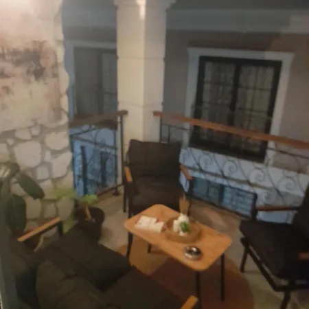 Fethiyede Evinizdeki Rahatlığın Adresi 4 1 Salon 8 Yatak 2 Banyo Ihtiyacınız Olan Tüm Eşyalar Vardır Fethiye